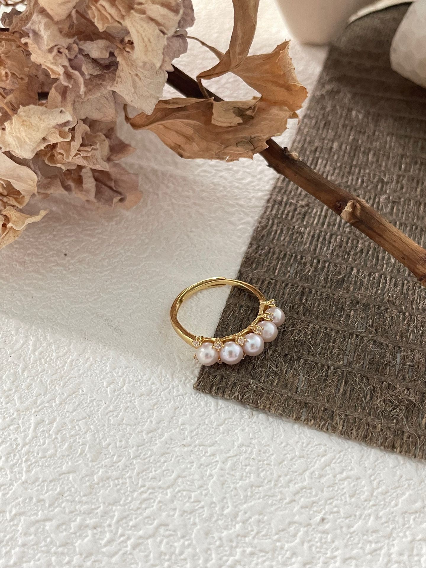 Radiant Pearl Band