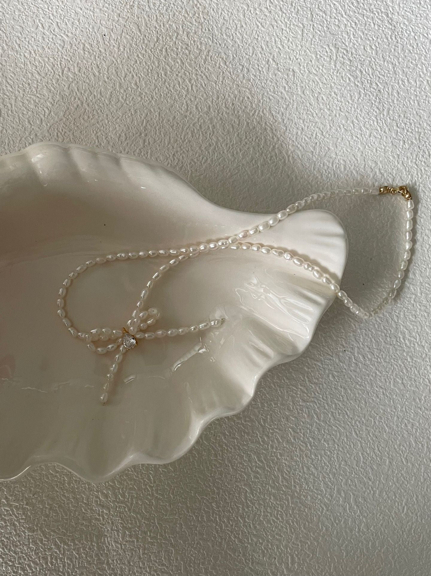 Pearl Ribbon Necklace
