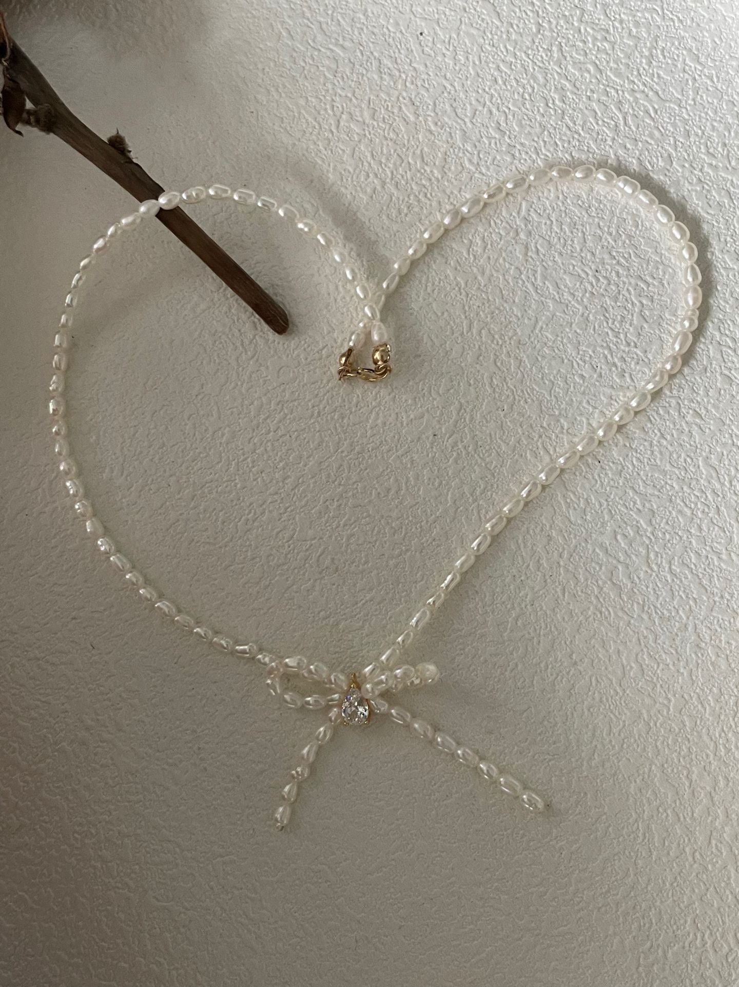 Pearl Ribbon Necklace
