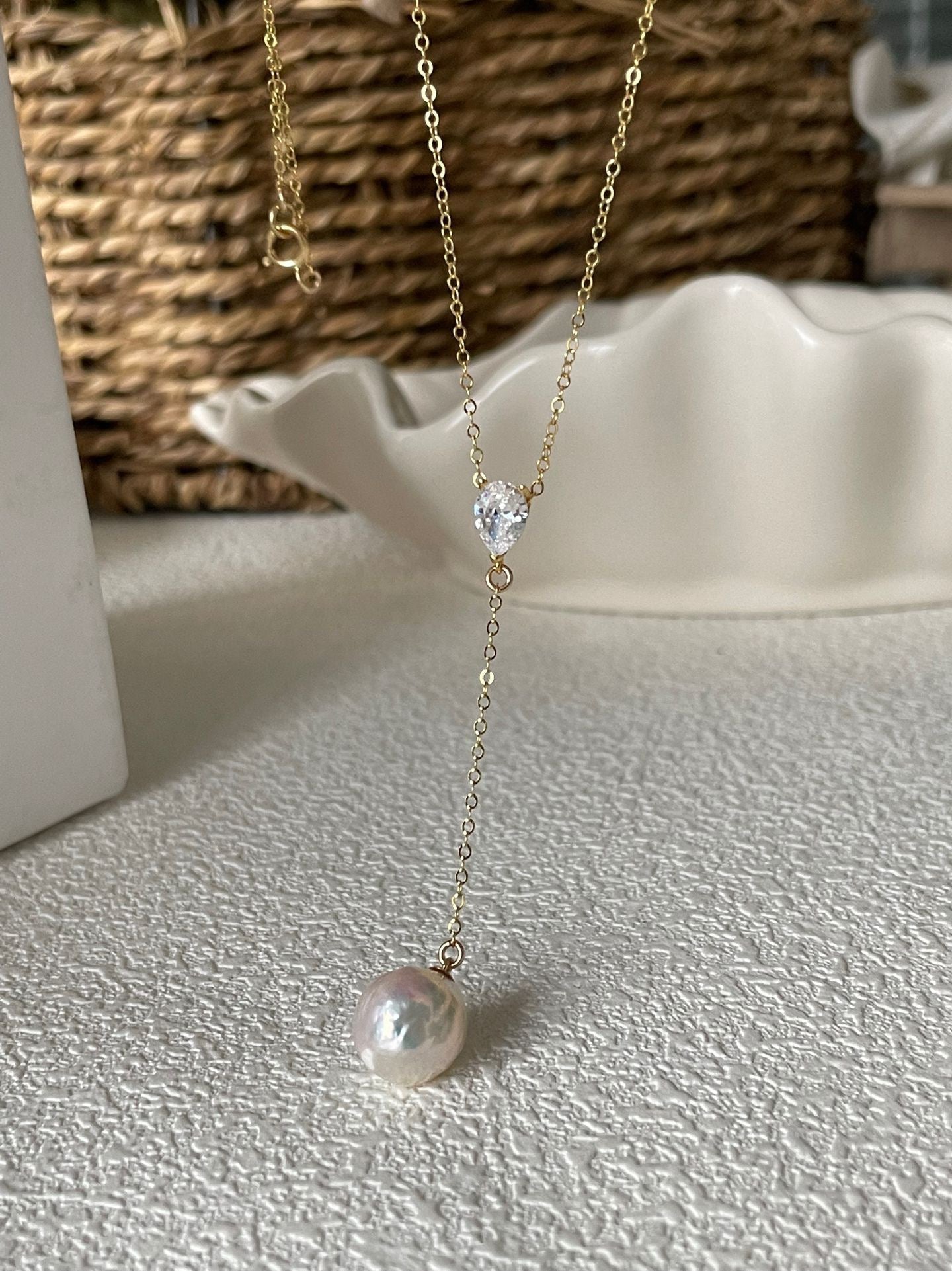 Foil Baroque Zircon Necklace