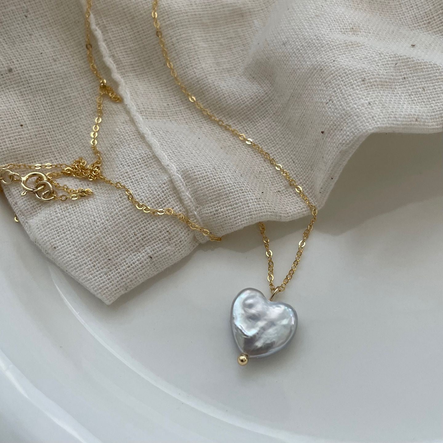 Heart Baroque Pearl Necklace