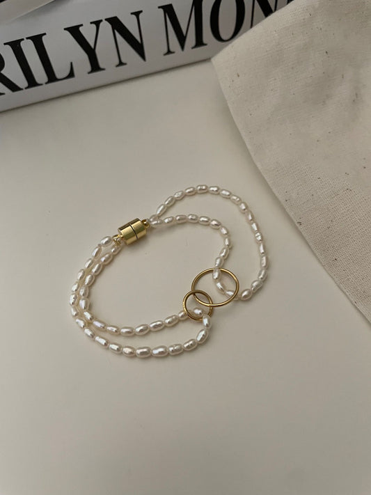 Double Loop Pearl Bracelet