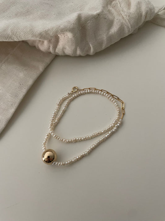 Golden Dot Double Pearl Bracelet