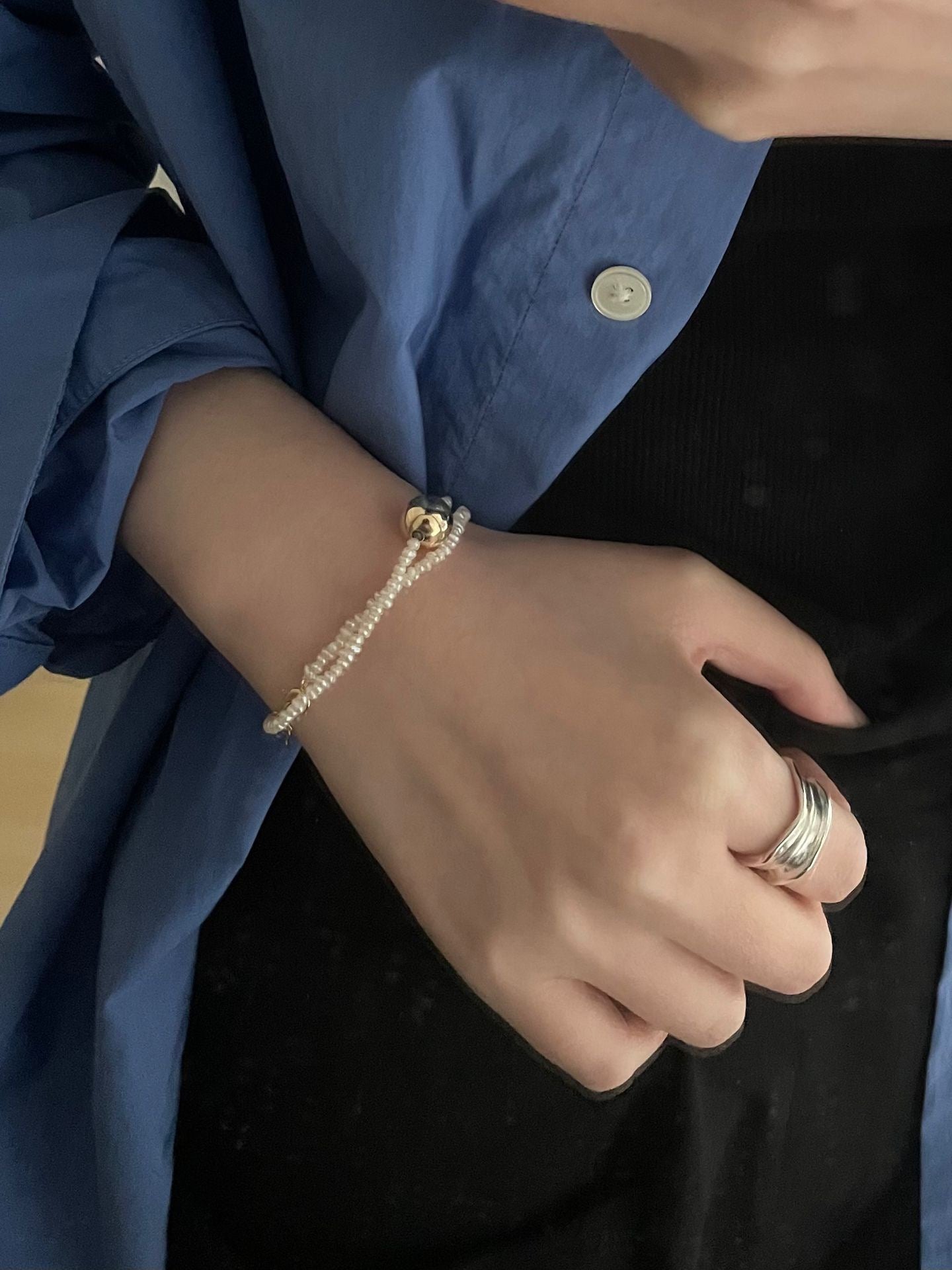 Golden Dot Double Pearl Bracelet