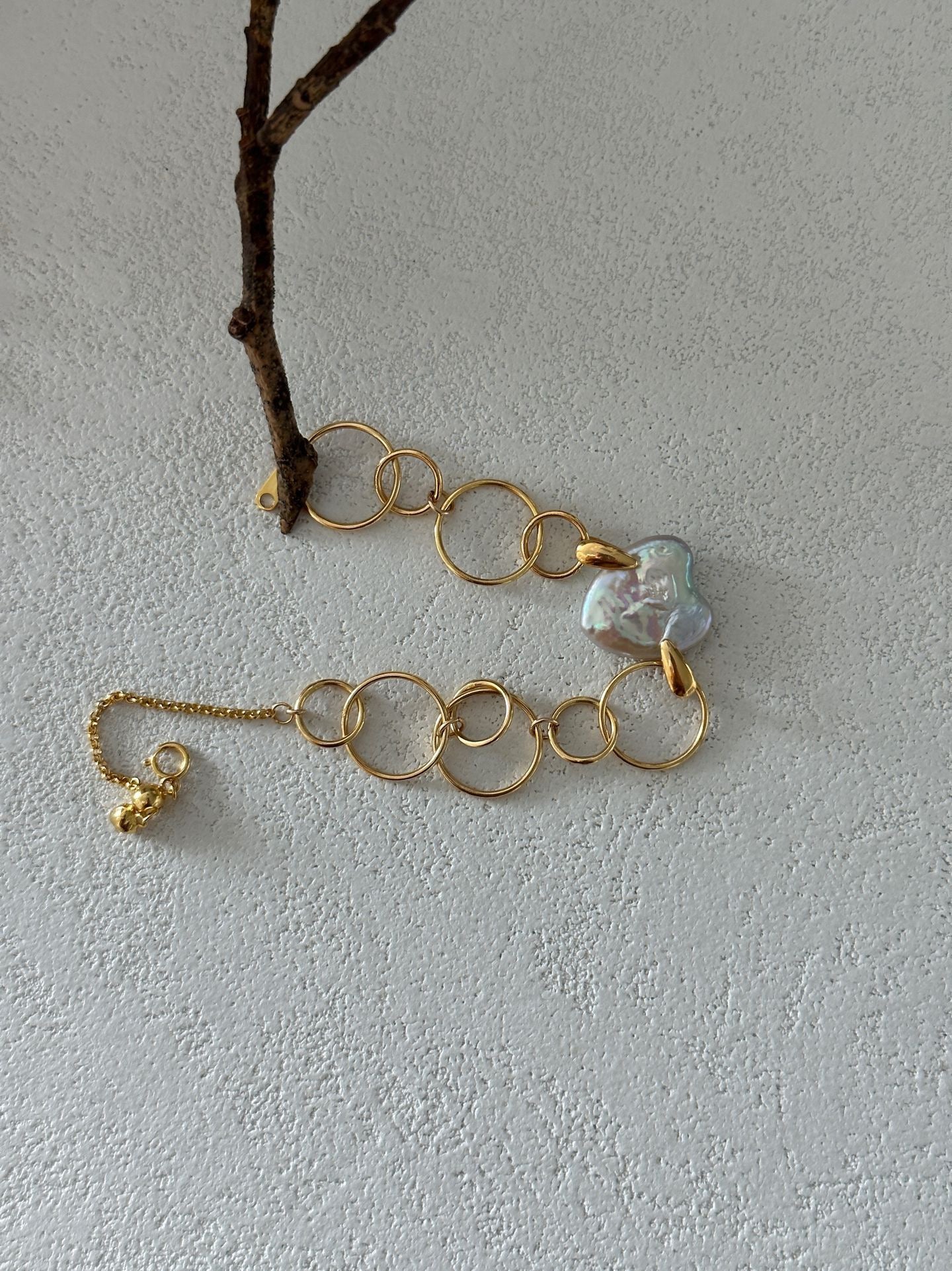Golden Orbit Heart Bracelet