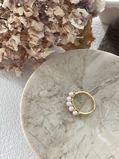 Radiant Pearl Band