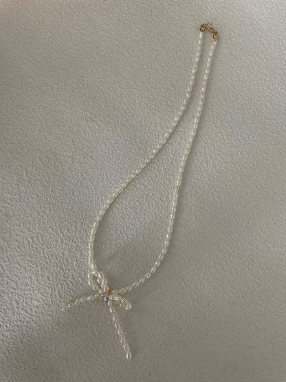 Pearl Ribbon Necklace