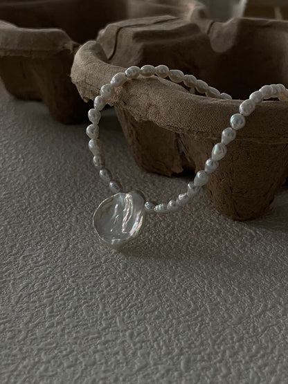 Lumi Petal Necklace