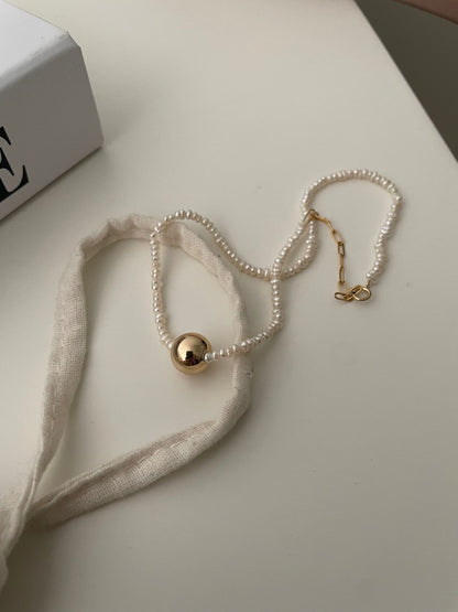 Golden Dot Double Pearl Bracelet