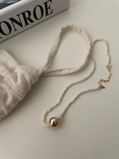 Golden Dot Double Pearl Bracelet